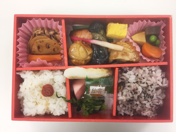 スプラインインプラントの講演会昼食